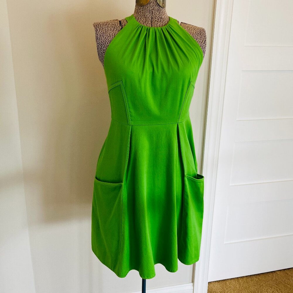 Jessica Simpmson short lime green dress, size 4